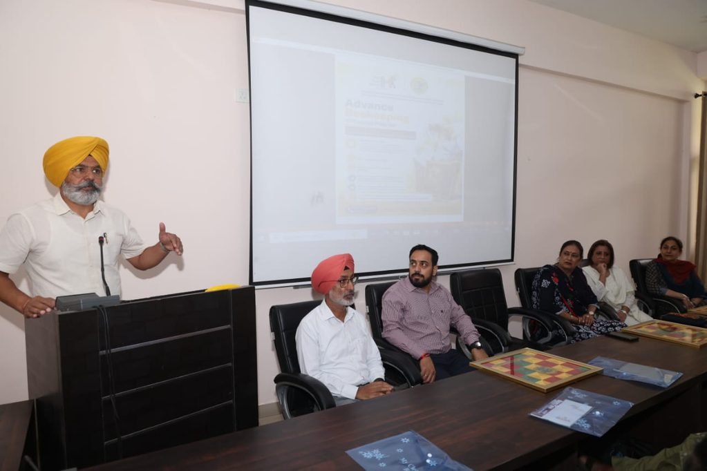 Dr M.S. Bhullar interacting with the trainees